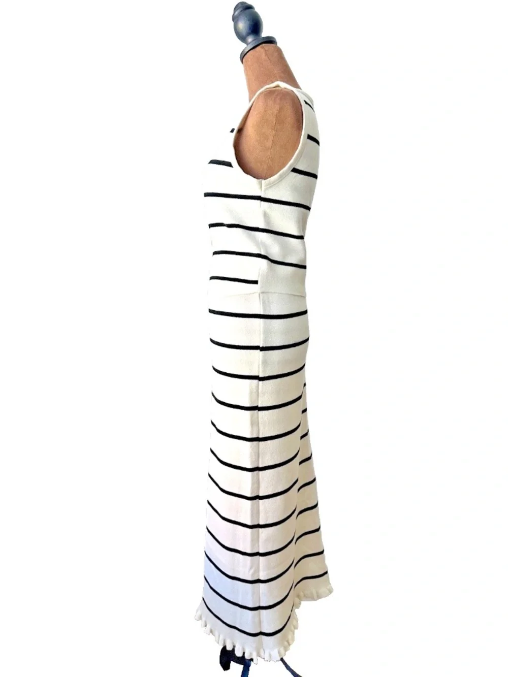 Women's 2-Piece Cream & Black Striped Knit Skirt Set Sleeveless Top Preloved